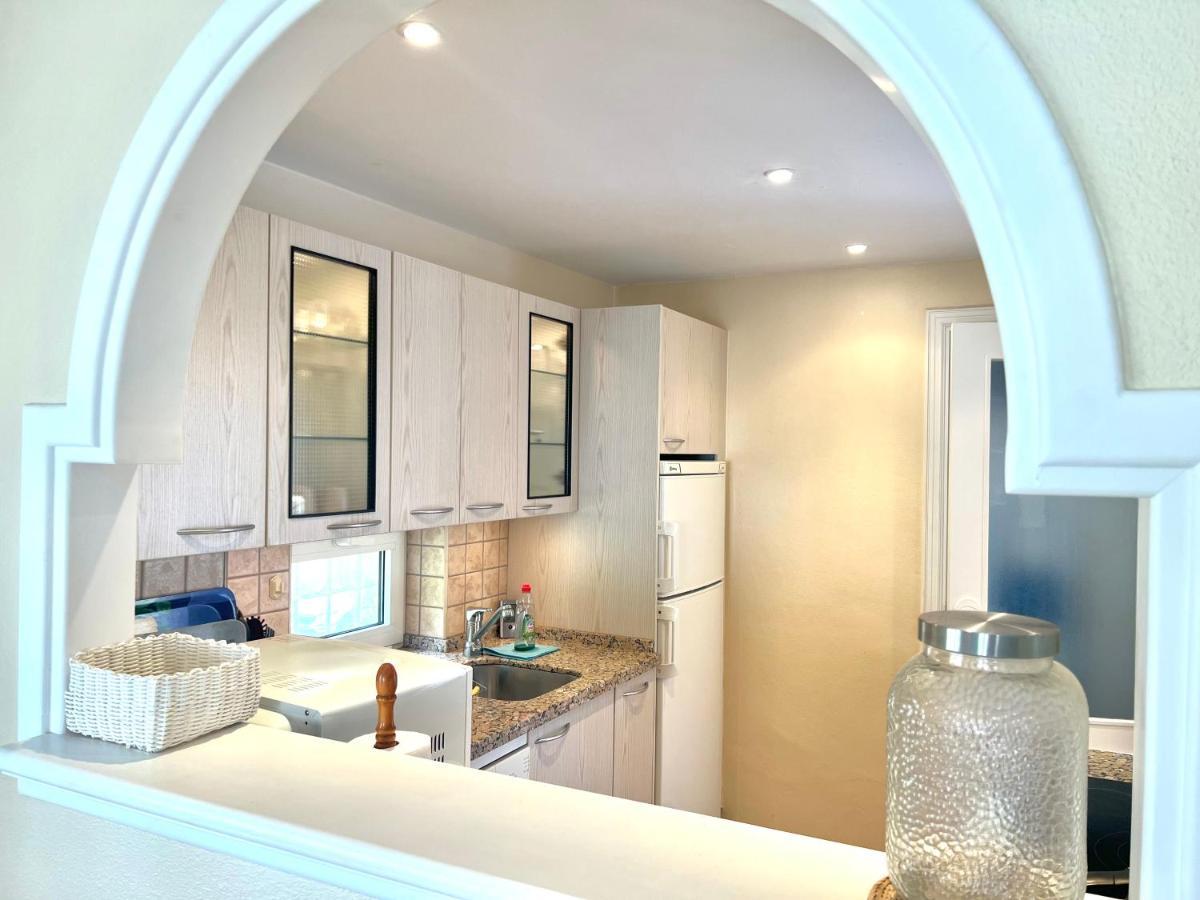 Fabulous Vacation In A 2 Bedroom Townhouse With 2 Terraces Overlooking The Sea, Suitable For 6 People 3 Swimming Pools Tennis And 200 Mts From The Sea El Faro Екстериор снимка