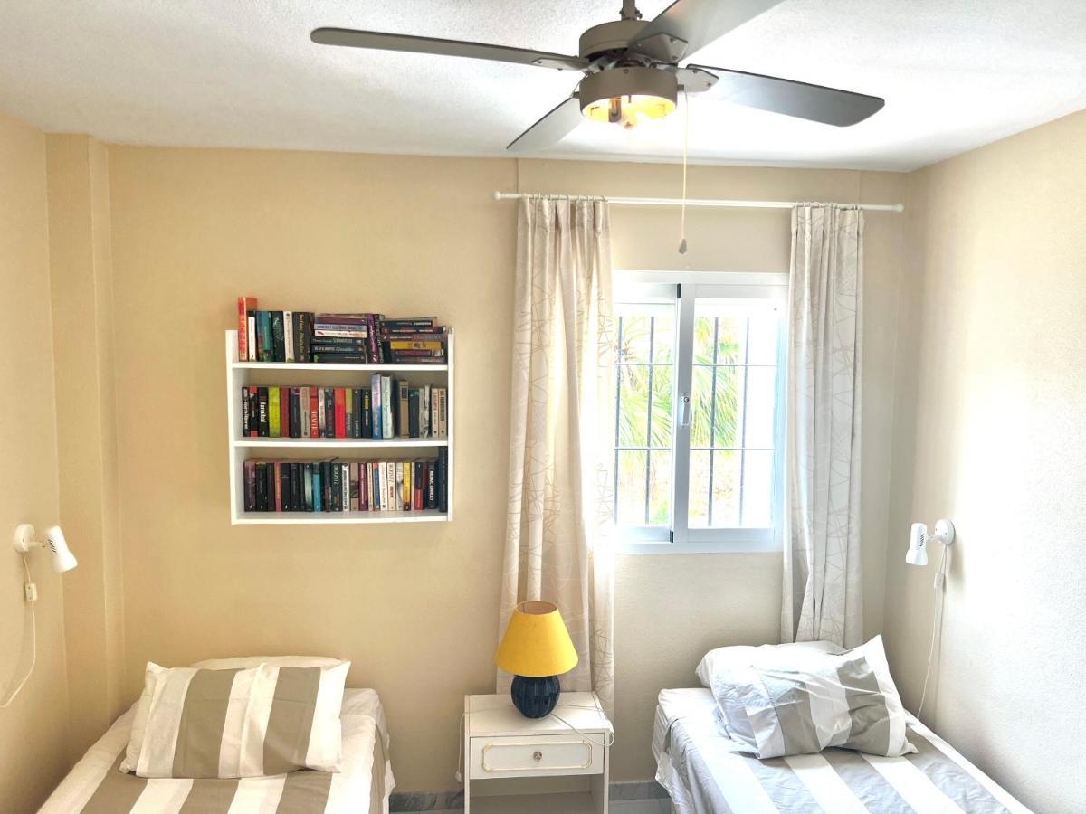 Fabulous Vacation In A 2 Bedroom Townhouse With 2 Terraces Overlooking The Sea, Suitable For 6 People 3 Swimming Pools Tennis And 200 Mts From The Sea El Faro Екстериор снимка