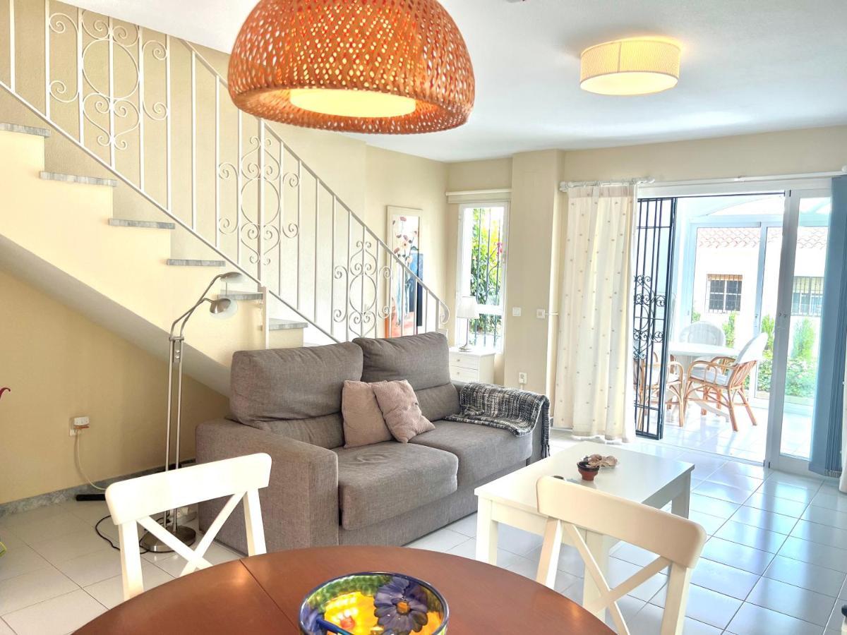 Fabulous Vacation In A 2 Bedroom Townhouse With 2 Terraces Overlooking The Sea, Suitable For 6 People 3 Swimming Pools Tennis And 200 Mts From The Sea El Faro Екстериор снимка