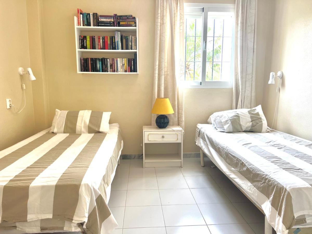 Fabulous Vacation In A 2 Bedroom Townhouse With 2 Terraces Overlooking The Sea, Suitable For 6 People 3 Swimming Pools Tennis And 200 Mts From The Sea El Faro Екстериор снимка